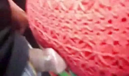 Bãi biển, cô gái sex nhat ban khong che moi nhat nhảy với bạn trai