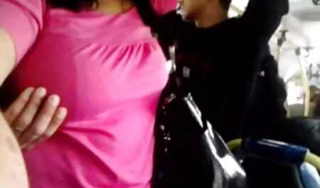 Martina là tải phim sex hay nhat quyến rũ, với tháp của kính in the middle of the street