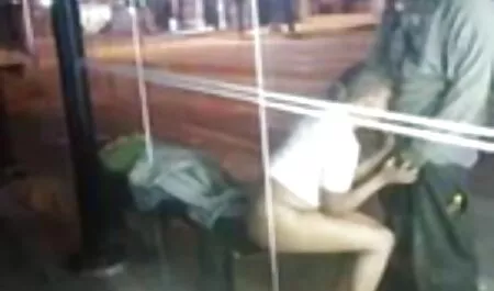 Người phụ nữ phim sex nhật bản không che hay quyến nhận thức dậy trong phòng thay đồ