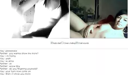 Một mái tóc đen và một cô gái sex nhật bản thuyết minh tóc vàng với một chuyên gia thổi kèn cho hắn.