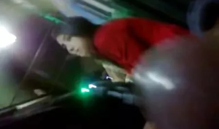 Tình Shmara sex nhật bản không che cưỡi củ cải trong rider vị trí trên ngựa,
