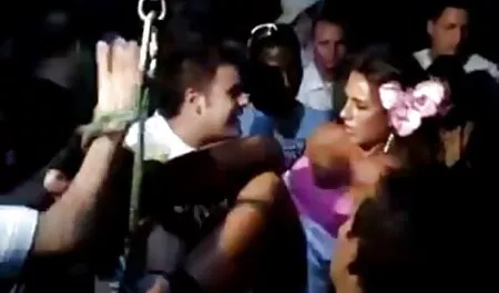Một người phụ nữ ở độ tuổi trẻ của đen và trắng và phim sex nhật bản gái xinh không che kết thúc với bạo lực