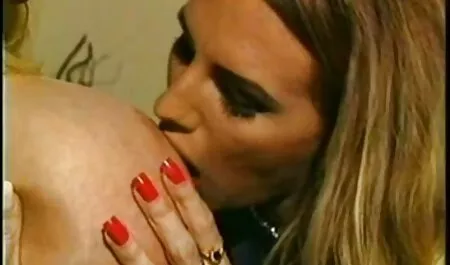 Trong vớ đẹp cúi xuống với ung thư và chèn của phim sex jav nhat ban ông
