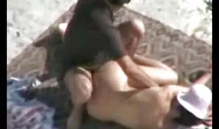 Nina trong một bộ đồ bơi một trong những người đầu tiên trên phim sex vietsub hay moi nhat đường phố.